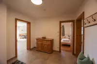 15_eberlhof-chiemsee_bergblick