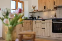 10_eberlhof-chiemsee_bergblick